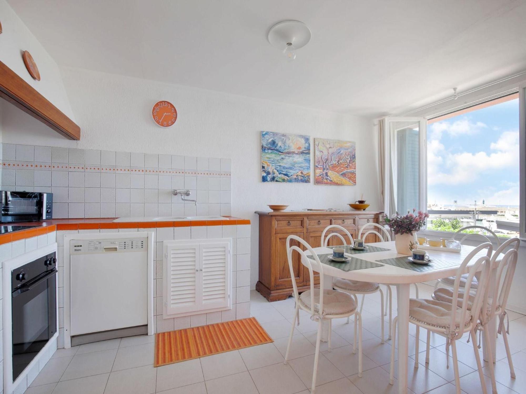 Elegant Apartment In San Vincenzo With A Sea View Zewnętrze zdjęcie