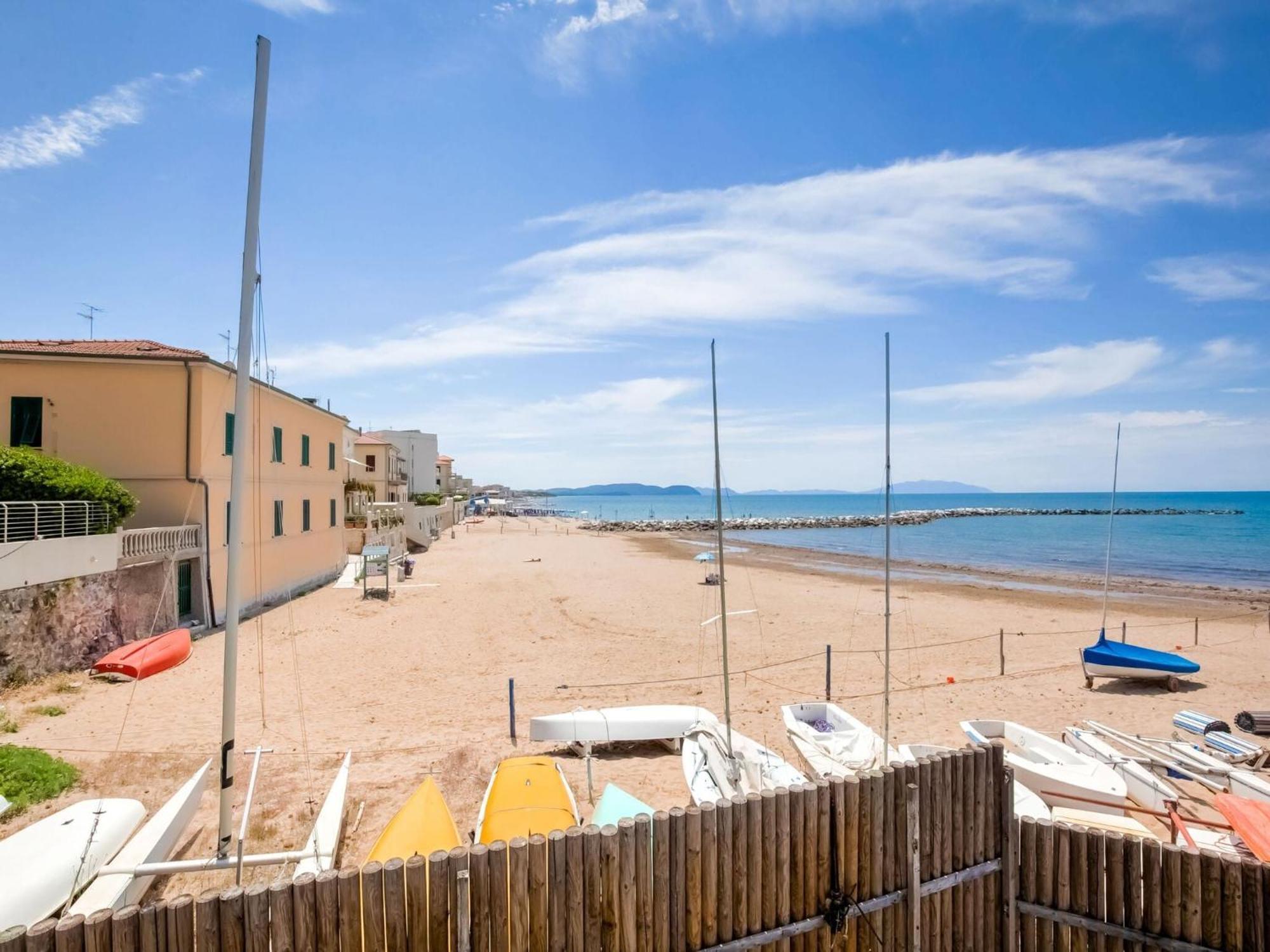 Elegant Apartment In San Vincenzo With A Sea View Zewnętrze zdjęcie